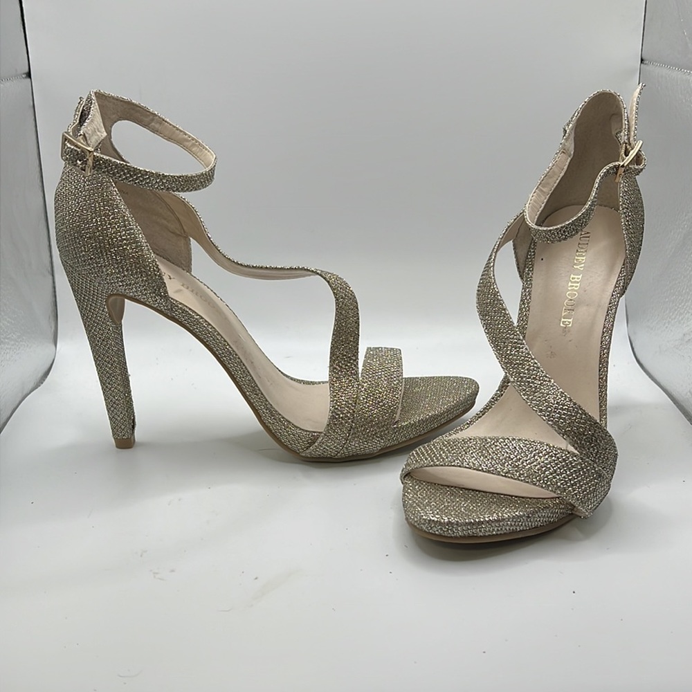 Audrey Brooke Ankle Strap Shimmer Glitter Heels Pumps Sandals Gold Tan Womens 8
